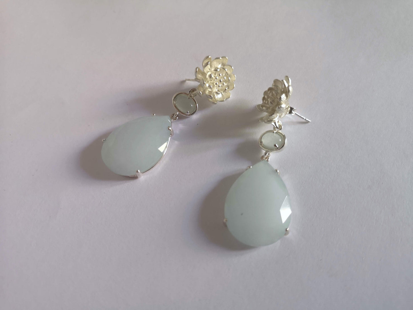Annabelle Hardie - The Peony Earrings (sterling silver/ice blue)