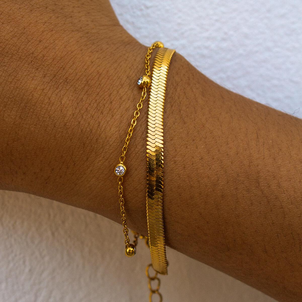 18K Gold Plated and Waterproof Weekender Bracelet. ALCO Jewelry.