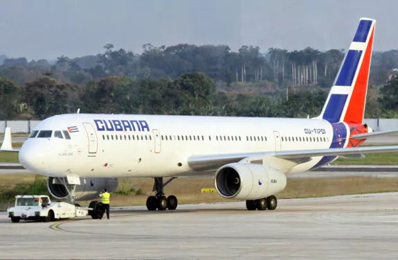 Airline Originals. Cubana Messenger Cabin and Travel Bag for Men.