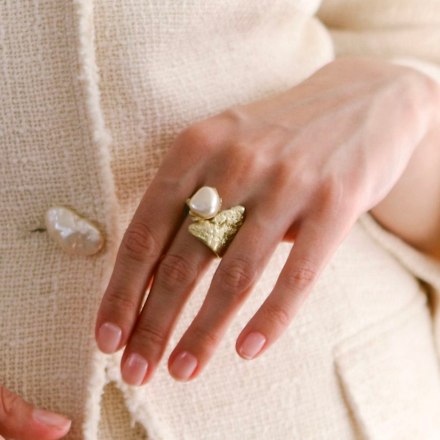 Kalliope. Women's Ancient Greek Jewelry. Ivory Bronze Ring.