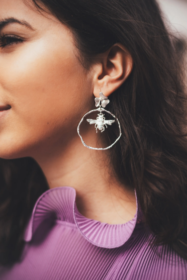 Annabelle Hardie - Like Honey to a Bee Earrings (sterling silver plated)